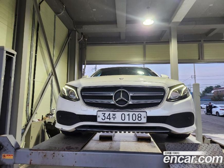 Mercedes-Benz E-Class 2017