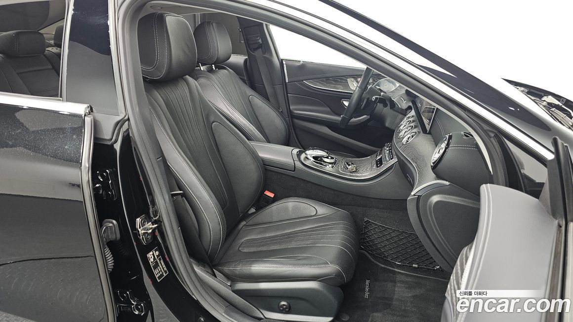 Mercedes-Benz CLS-Class 2019