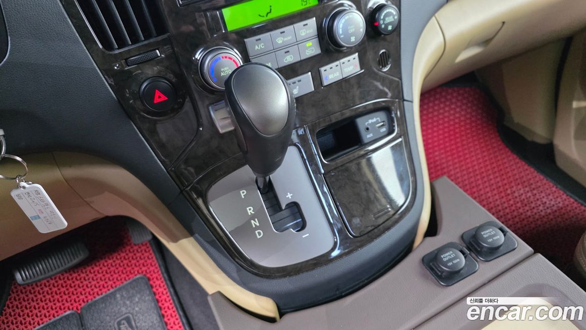 Hyundai Starex 2015