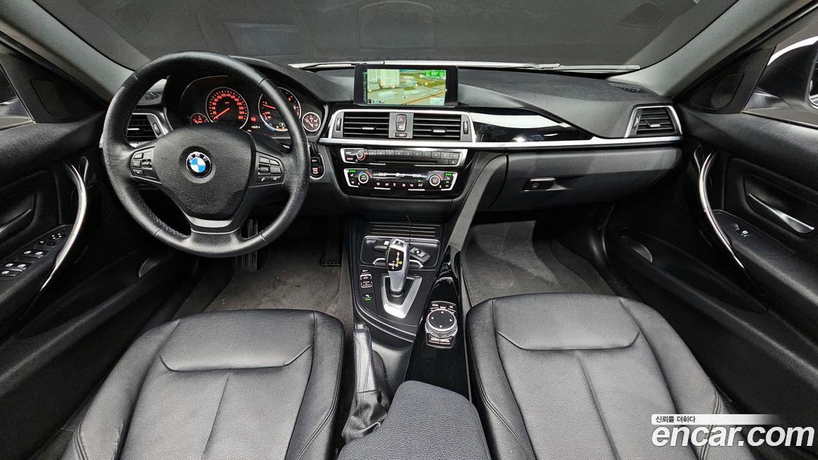 BMW 3-Series 2016