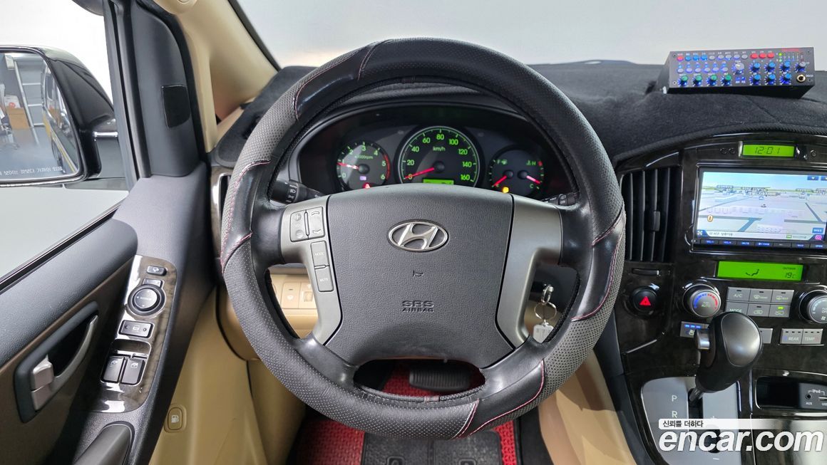 Hyundai Starex 2015