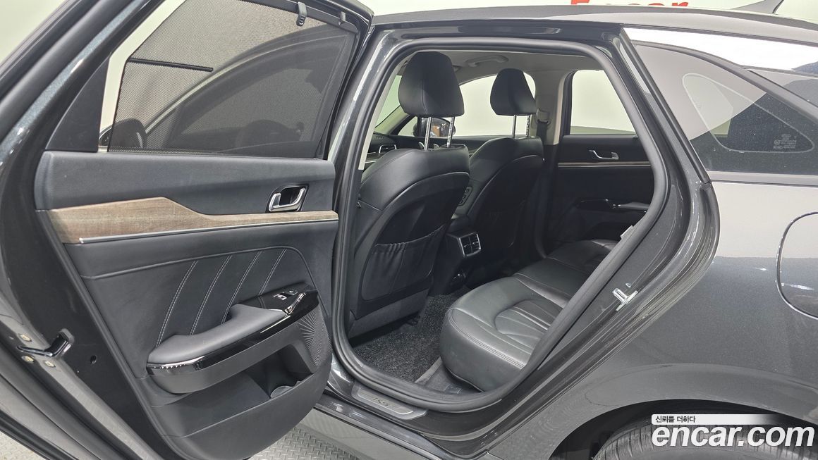 Kia K5 2021