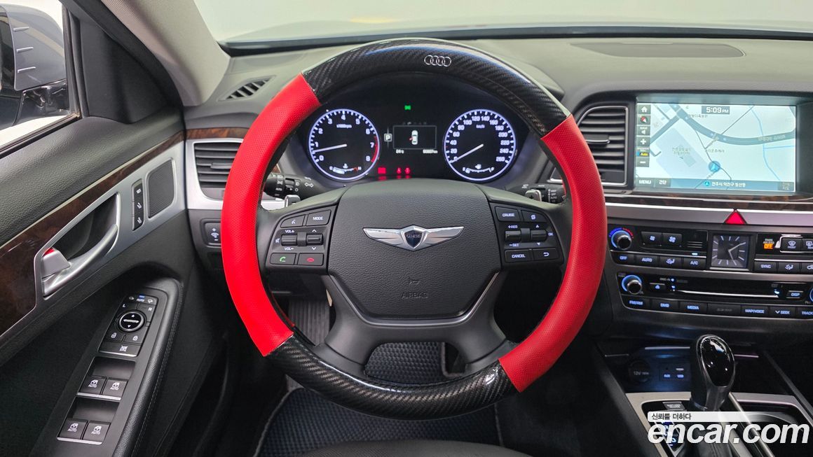 Hyundai Genesis 2016