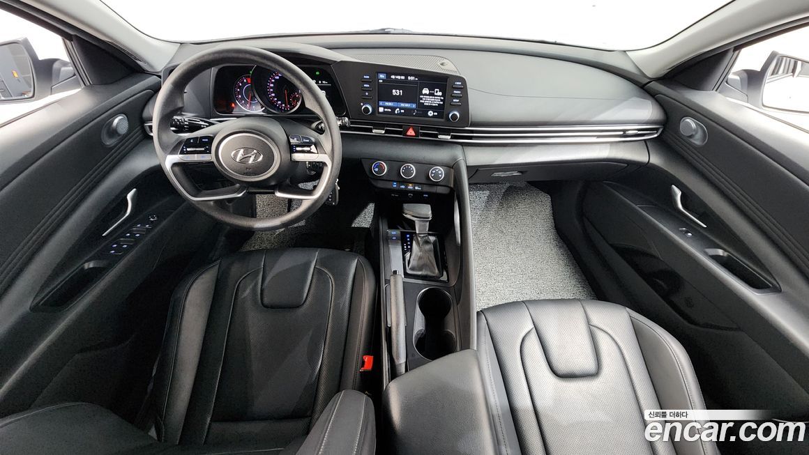 Hyundai AVANTE 2021