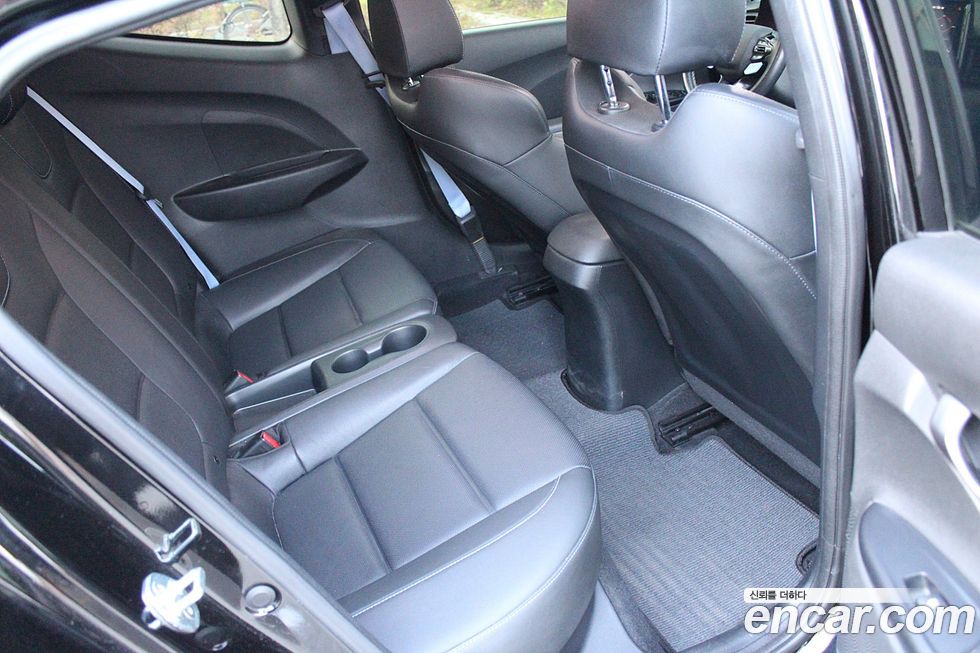 Hyundai Veloster 2020