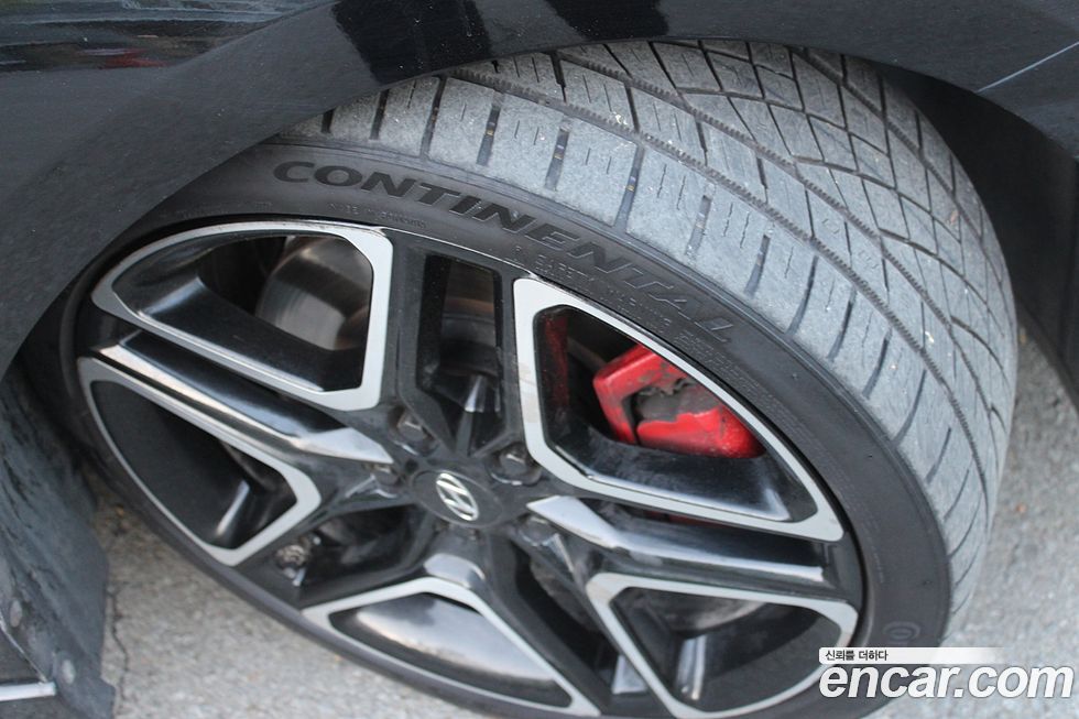 Hyundai Veloster 2020