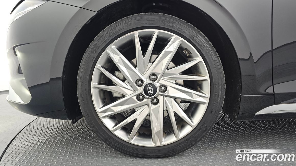 Hyundai Grandeur 2021