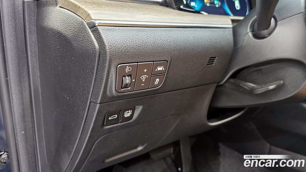 Kia K5 2023