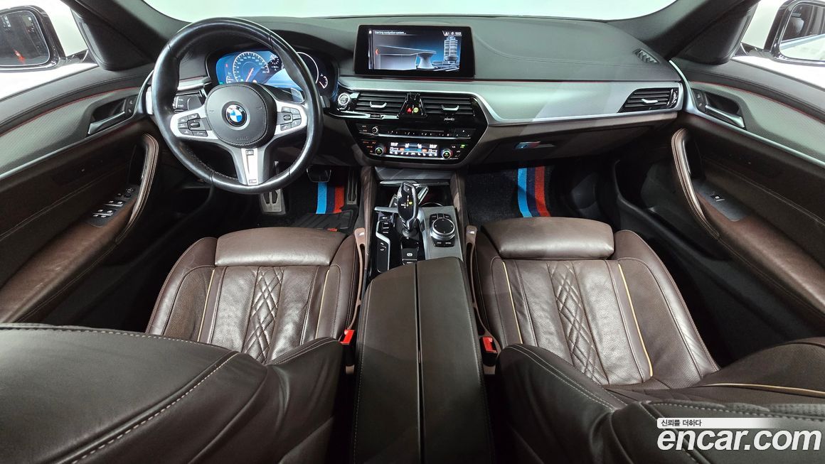BMW 5-Series 2019