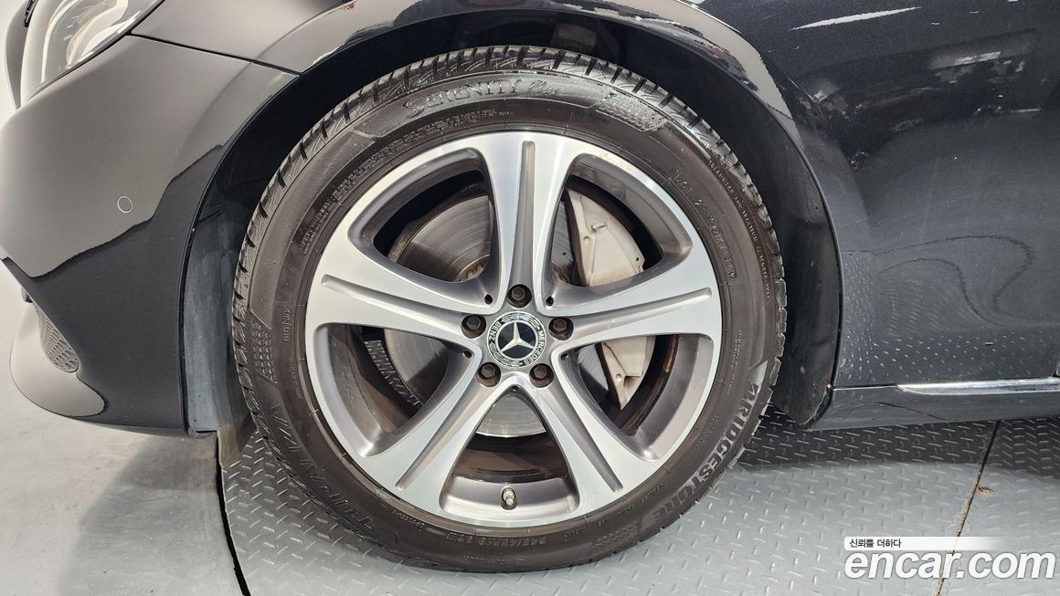 Mercedes-Benz E-Class 2019