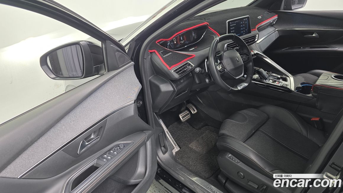 Peugeot 5008 2020
