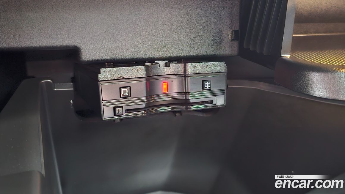 Mercedes-Benz GLB-Class 2021