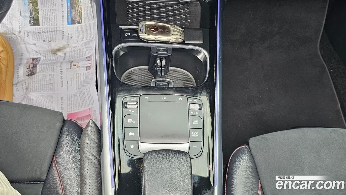 Mercedes-Benz GLB-Class 2021