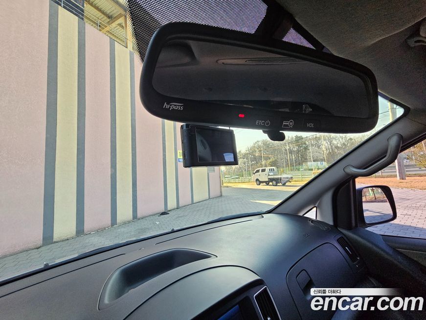 Hyundai Starex 2021
