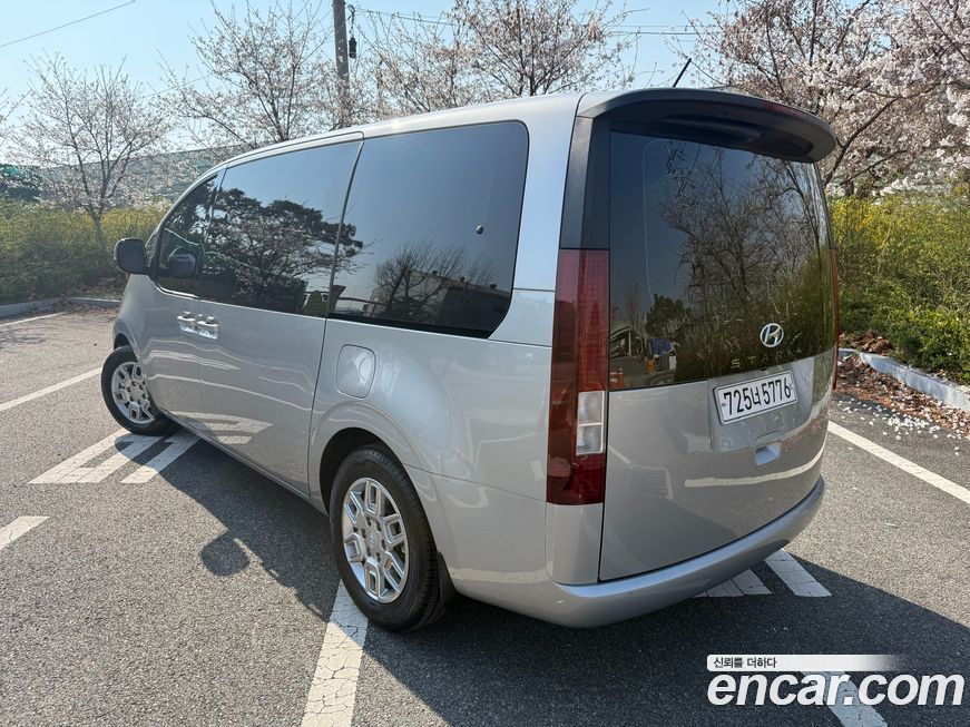 Hyundai Staria 2022
