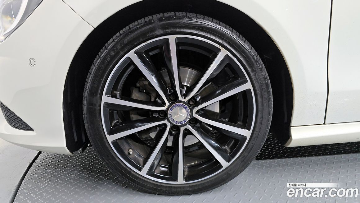 Mercedes-Benz CLA-Class 2016