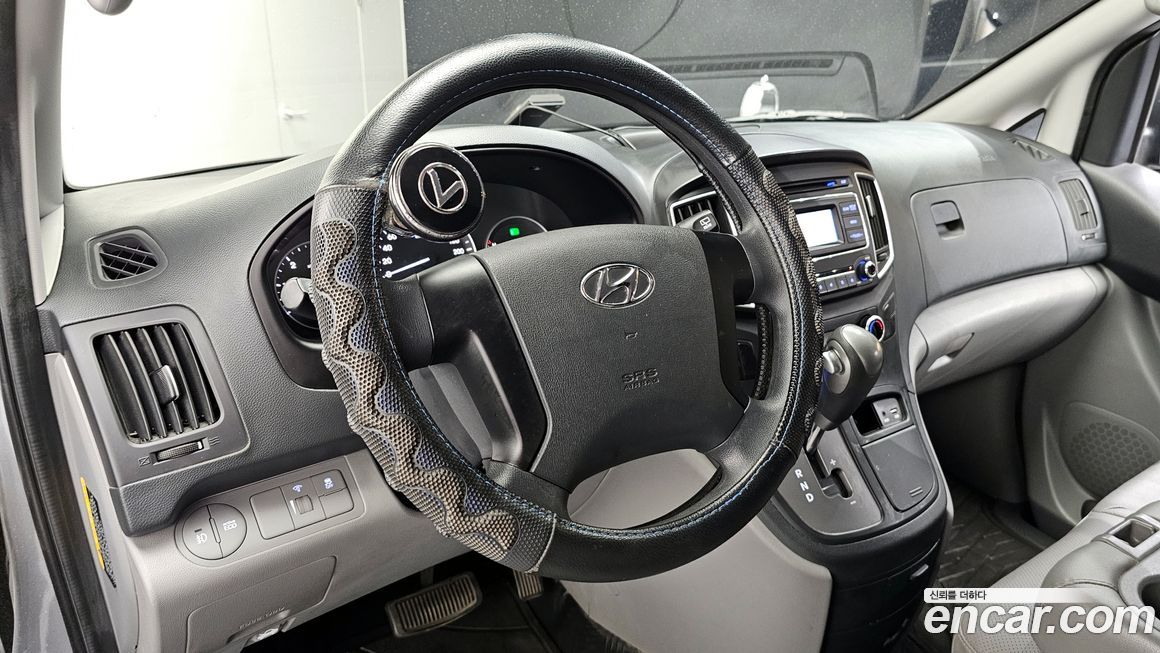 Hyundai Starex 2021