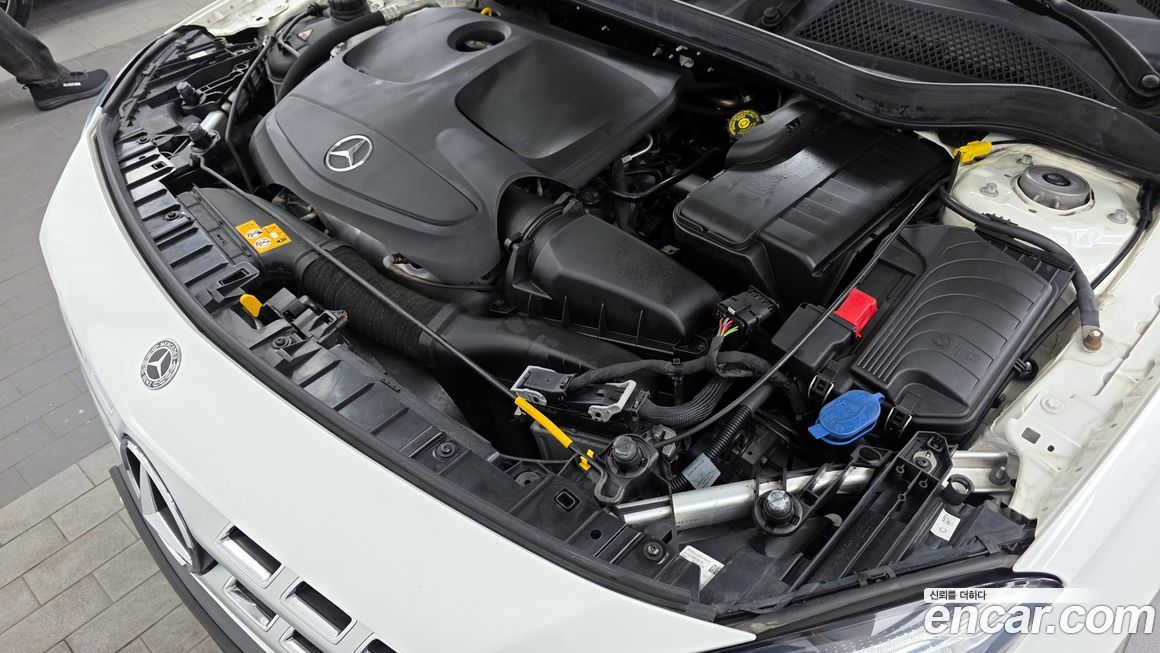 Mercedes-Benz GLA-Class 2019