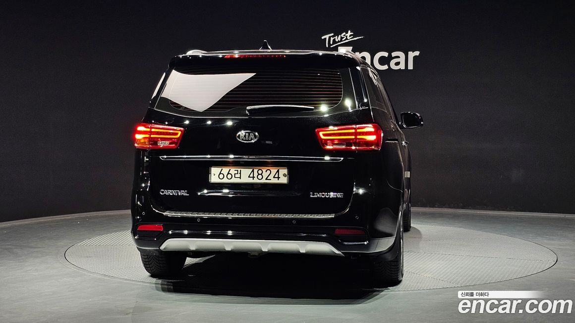 Kia Canival 2019