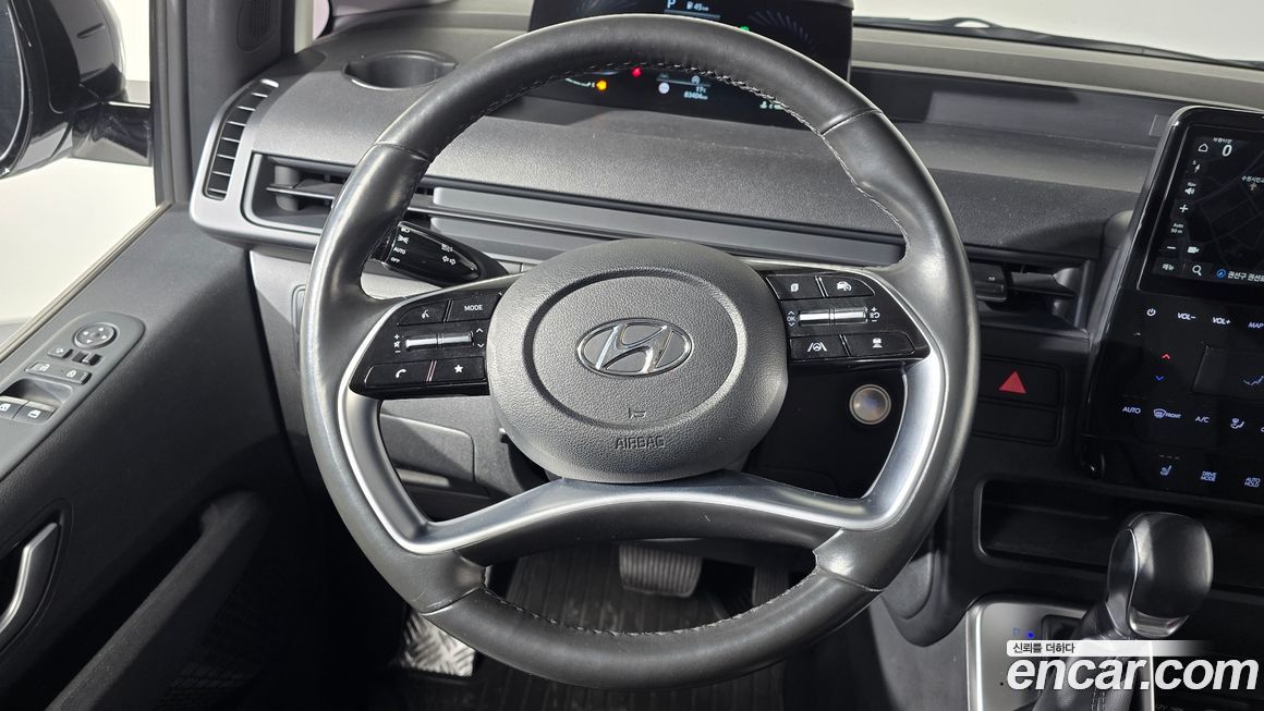 Hyundai Staria 2022