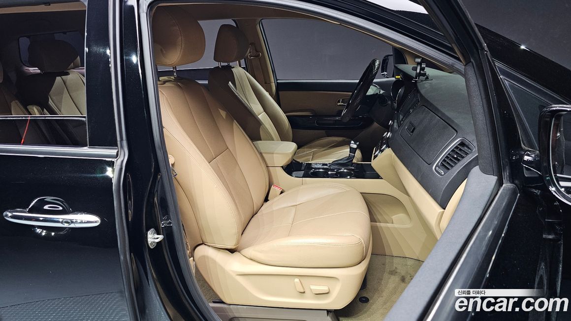 Kia Canival 2019