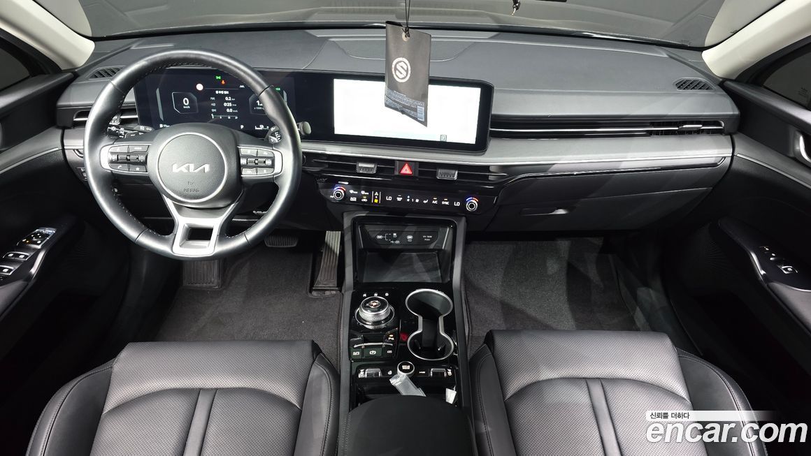 Kia K5 2025