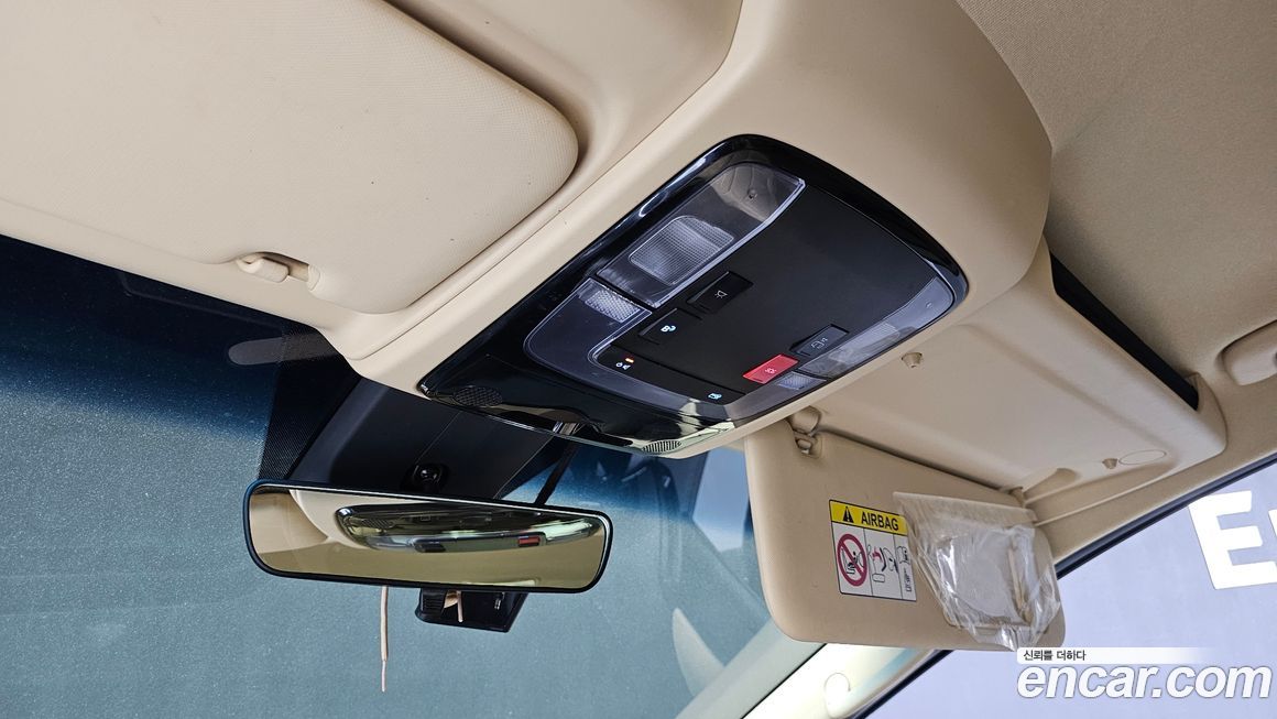 Hyundai Staria 2023