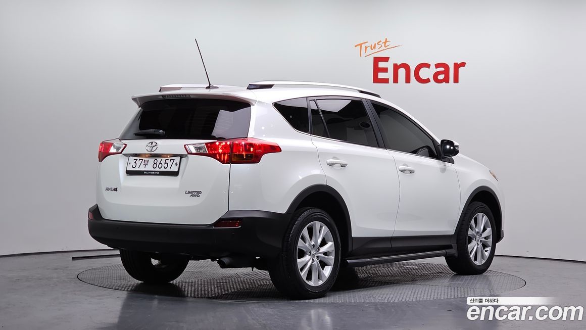 Toyota RAV4 2015