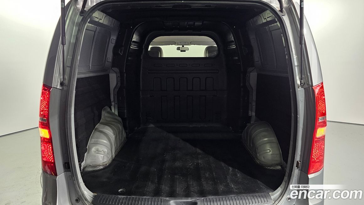 Hyundai Starex 2020