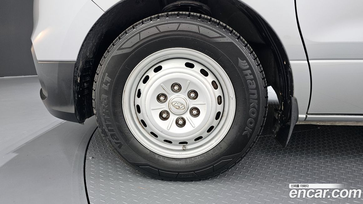 Hyundai Starex 2021