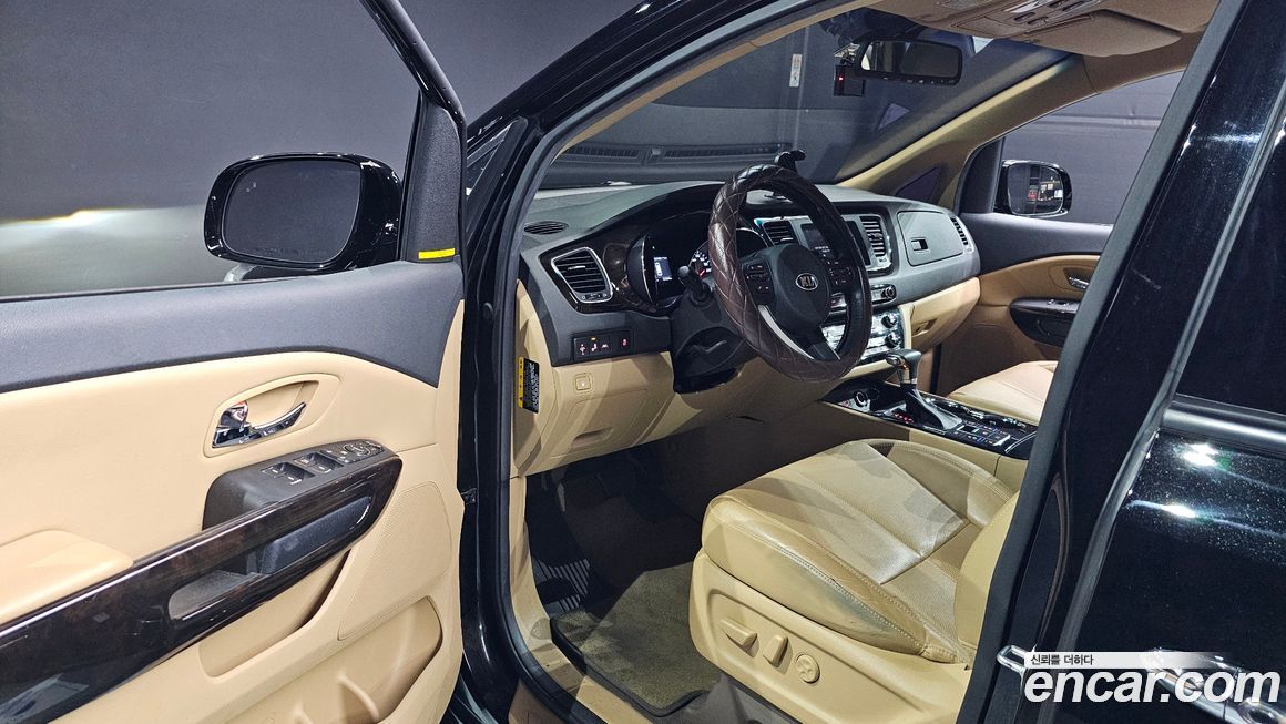 Kia Canival 2019