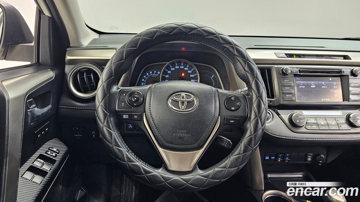 Toyota RAV4 2015