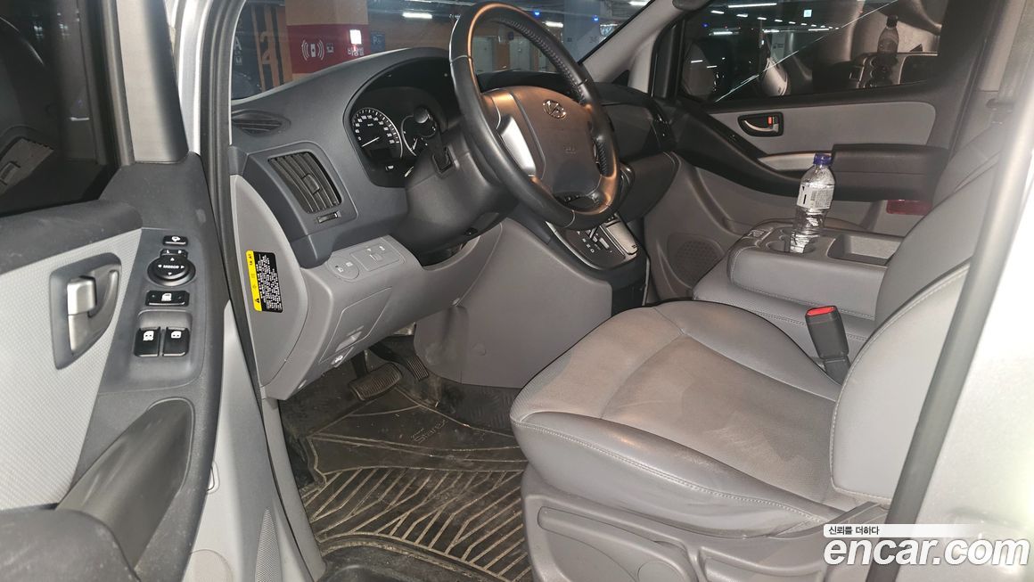 Hyundai Starex 2021