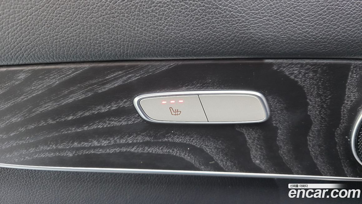 Mercedes-Benz GLC-Class 2019