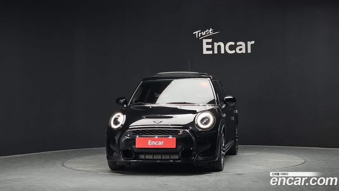 Mini Cooper 2024