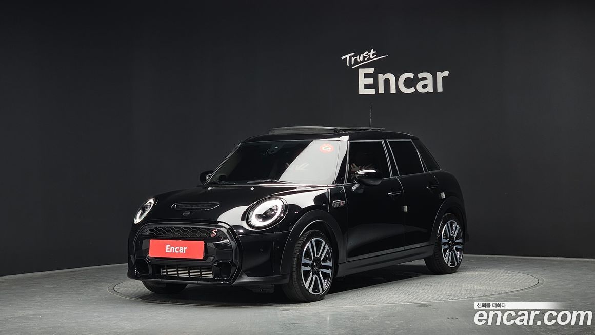 Mini Cooper 2024