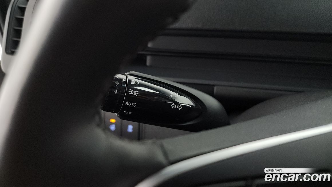 Hyundai Staria 2025