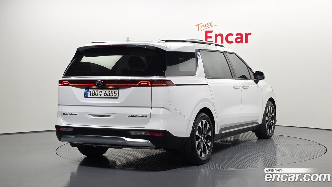 Kia Canival 2021
