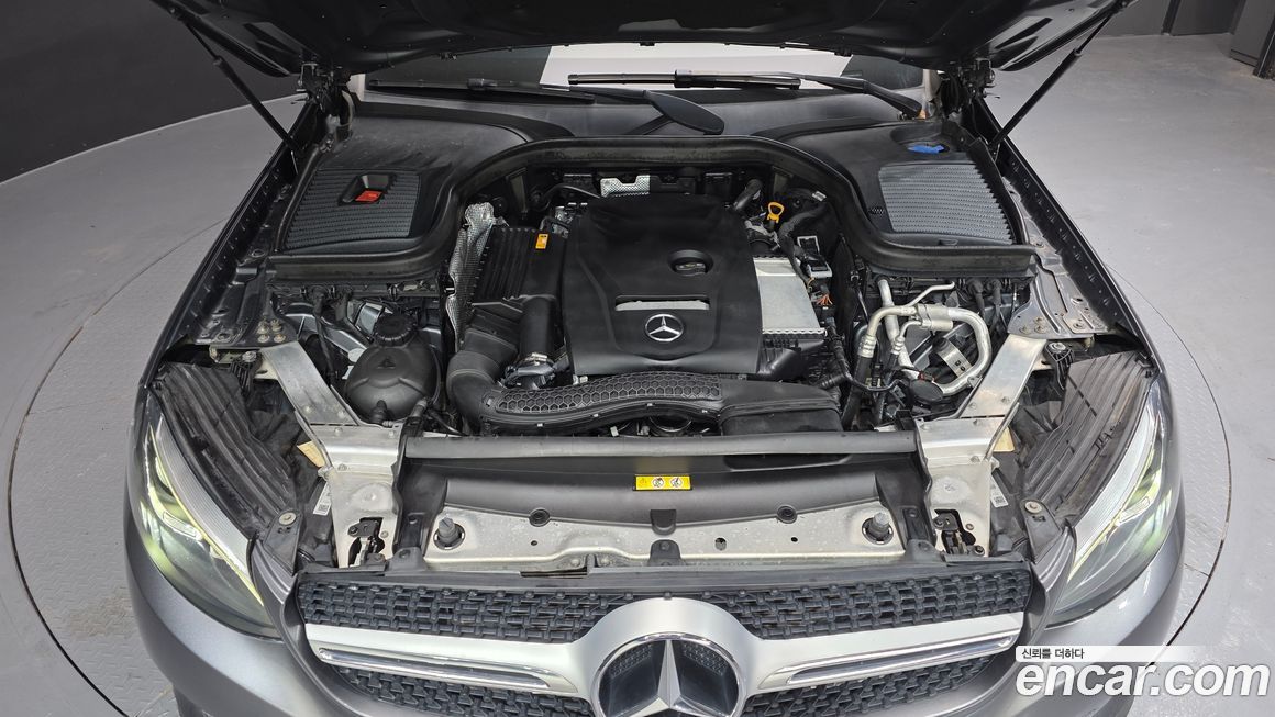 Mercedes-Benz GLC-Class 2019