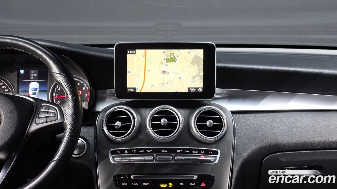 Mercedes-Benz GLC-Class 2019