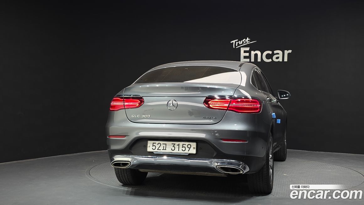 Mercedes-Benz GLC-Class 2019