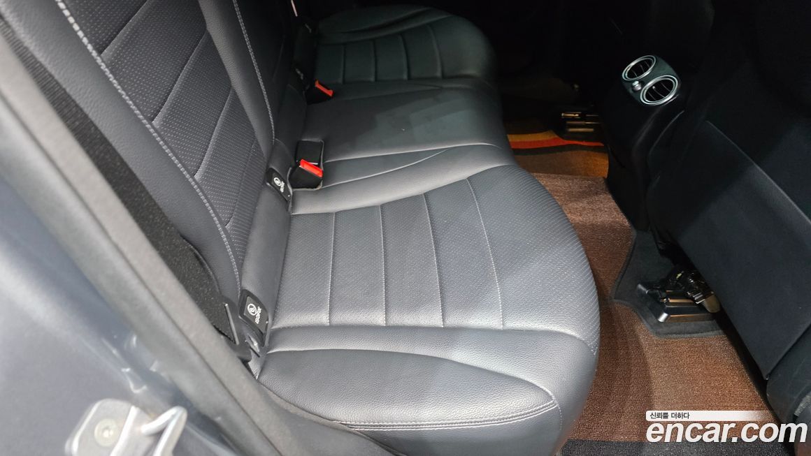 Mercedes-Benz GLC-Class 2019