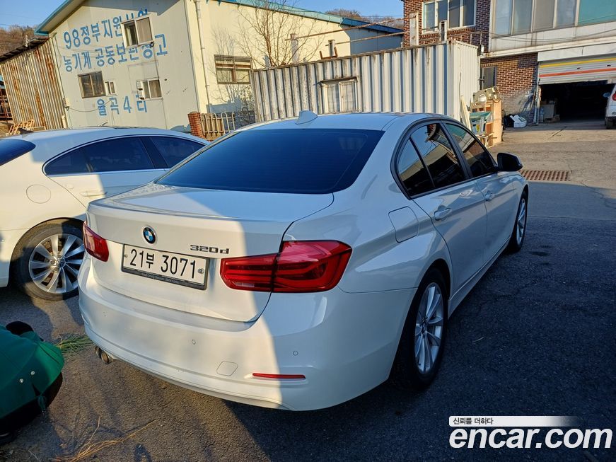 BMW 3-Series 2018