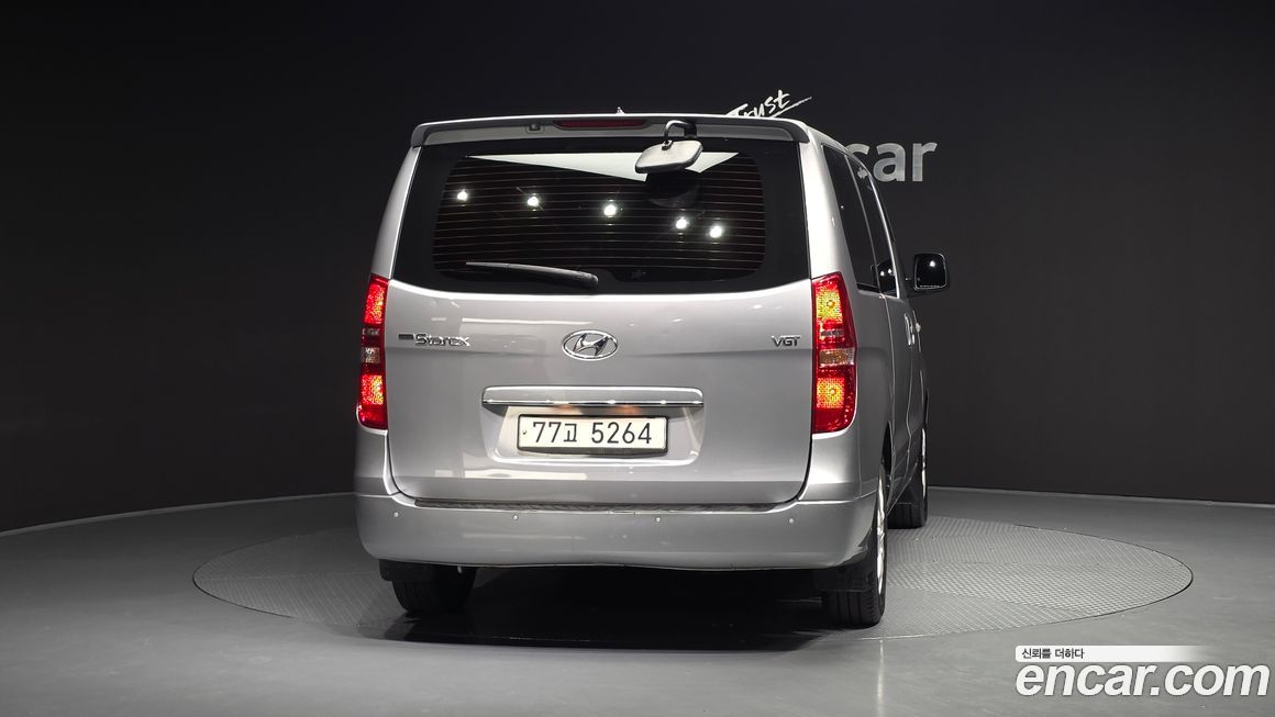 Hyundai Starex 2021
