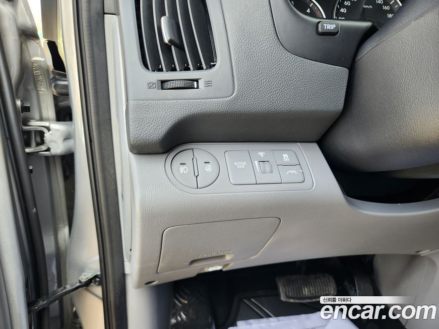 Hyundai Starex 2020
