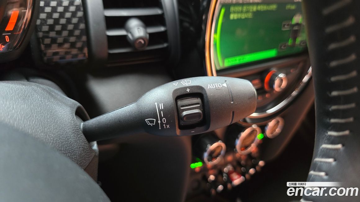 Mini Cooper Convertible 2019