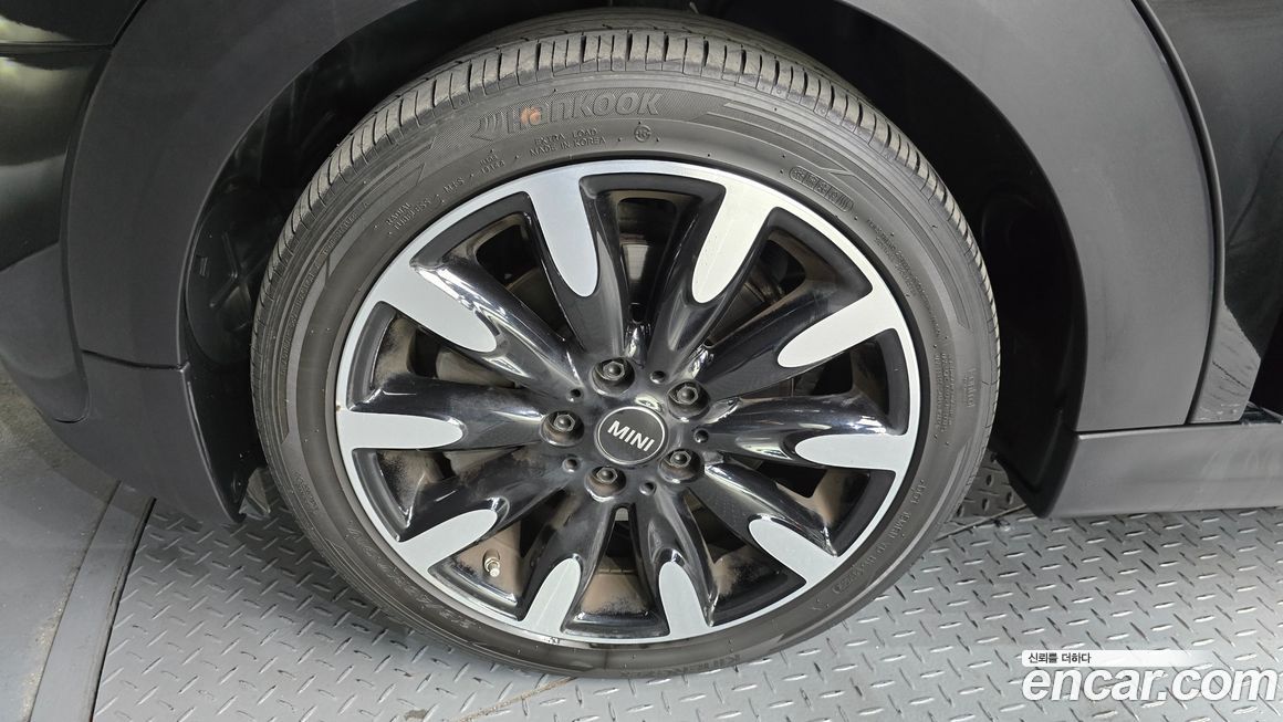 Mini Cooper Convertible 2019