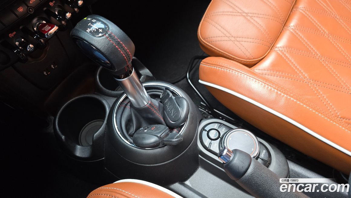 Mini Cooper Convertible 2019