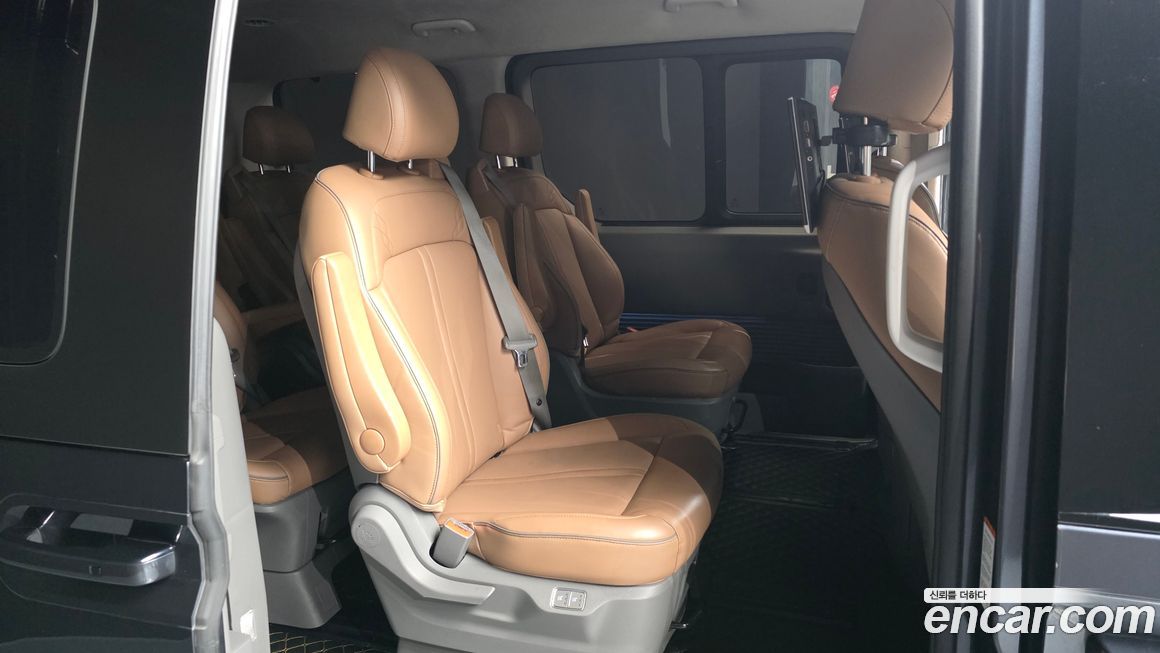 Hyundai Staria 2022