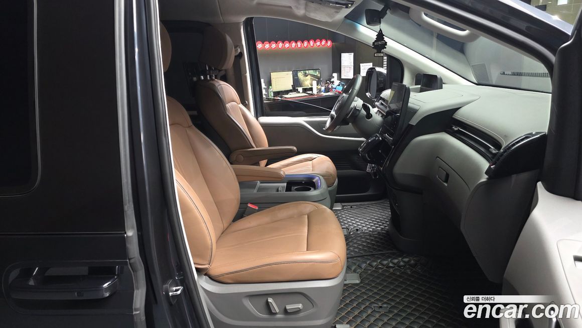 Hyundai Staria 2022